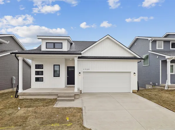 1739 Willow Ct, Norwalk, IA 50211