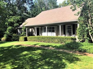 49 Heritage Dr, Woodbury, CT 06798