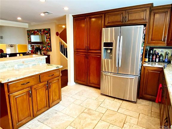 4th image of 4800 S La Villa Mari Unit F
