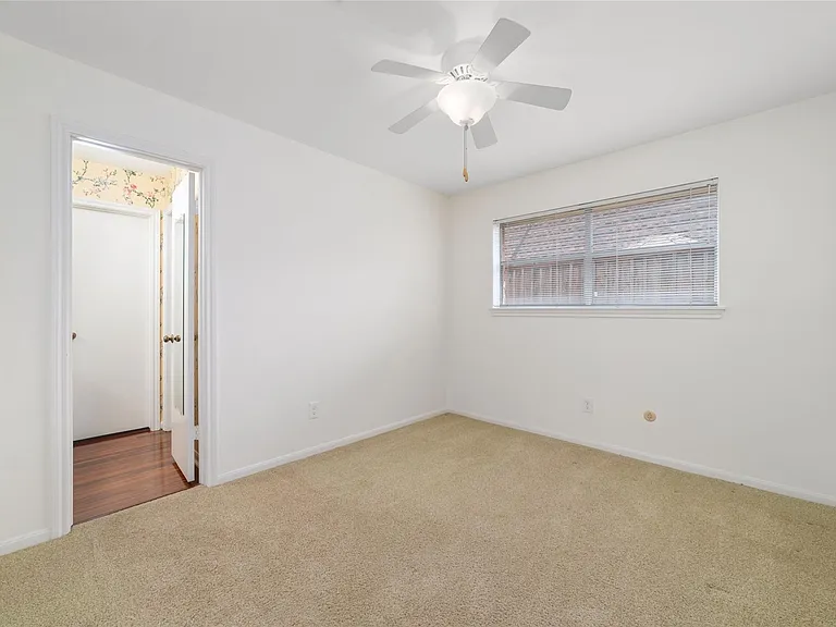 11838 Riverview Dr — Photo 21