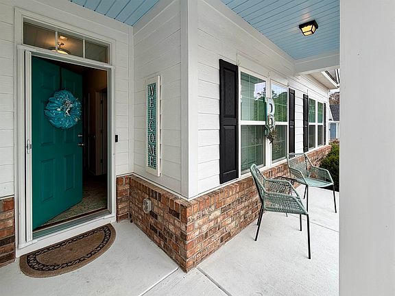 3rd image of 172 Board Landing Circle