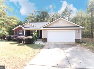 203 Pinewood Cir, Colbert, GA 30628