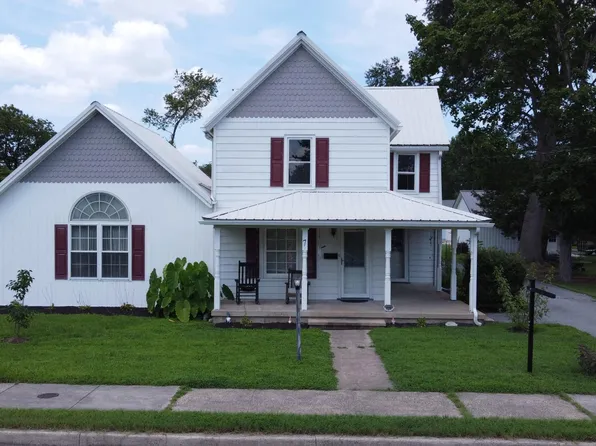 7 W Clarke Ave, Milford, DE 19963