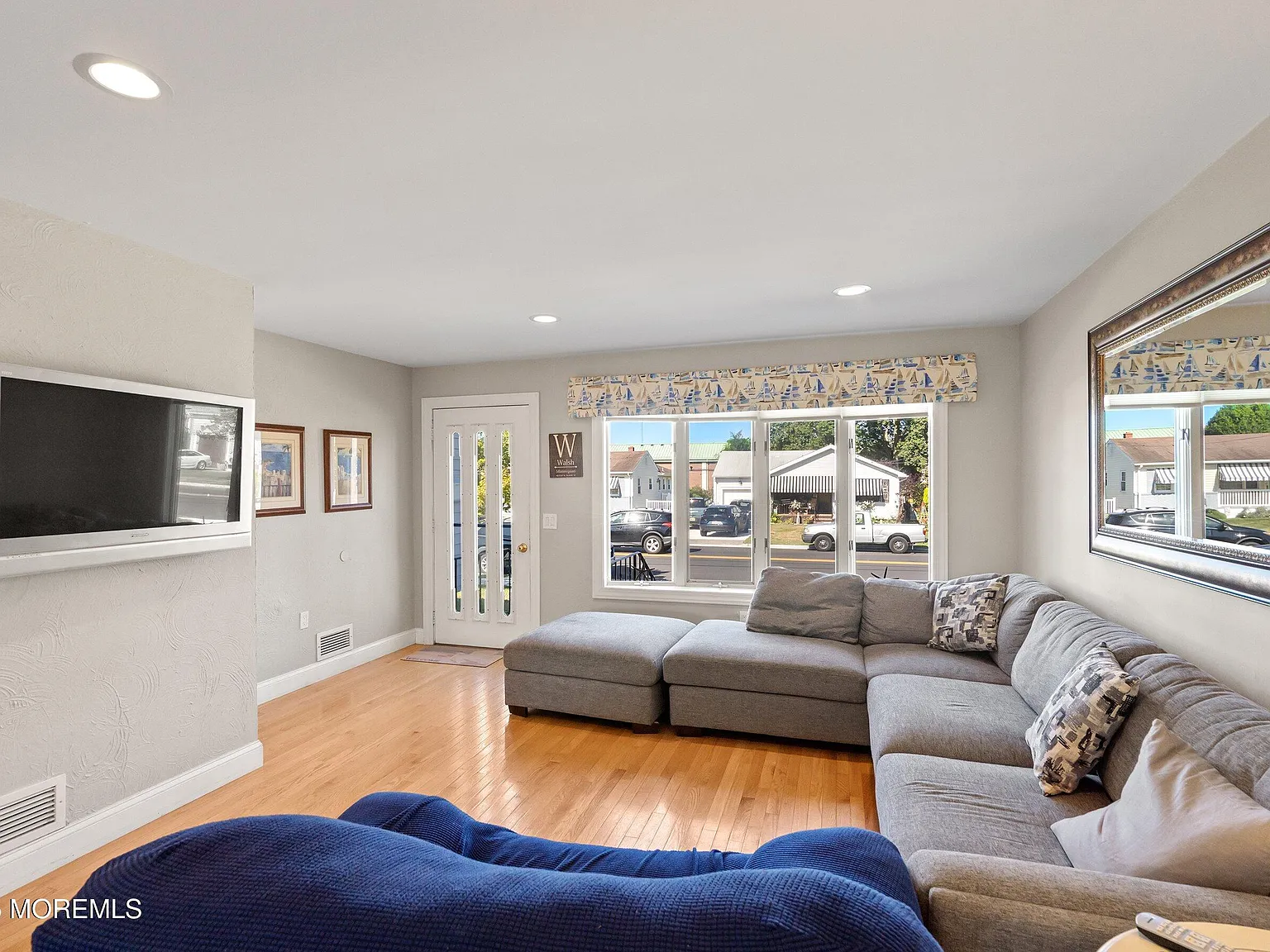 4 bed, 1923 sqft, $2,800 — Photo 4