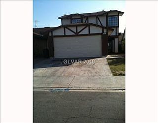 2nd image of 520 Inness Ave