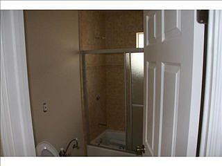 2nd image of 1312 E 76th St
