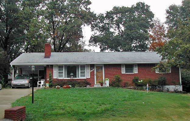 Front of House & Yard