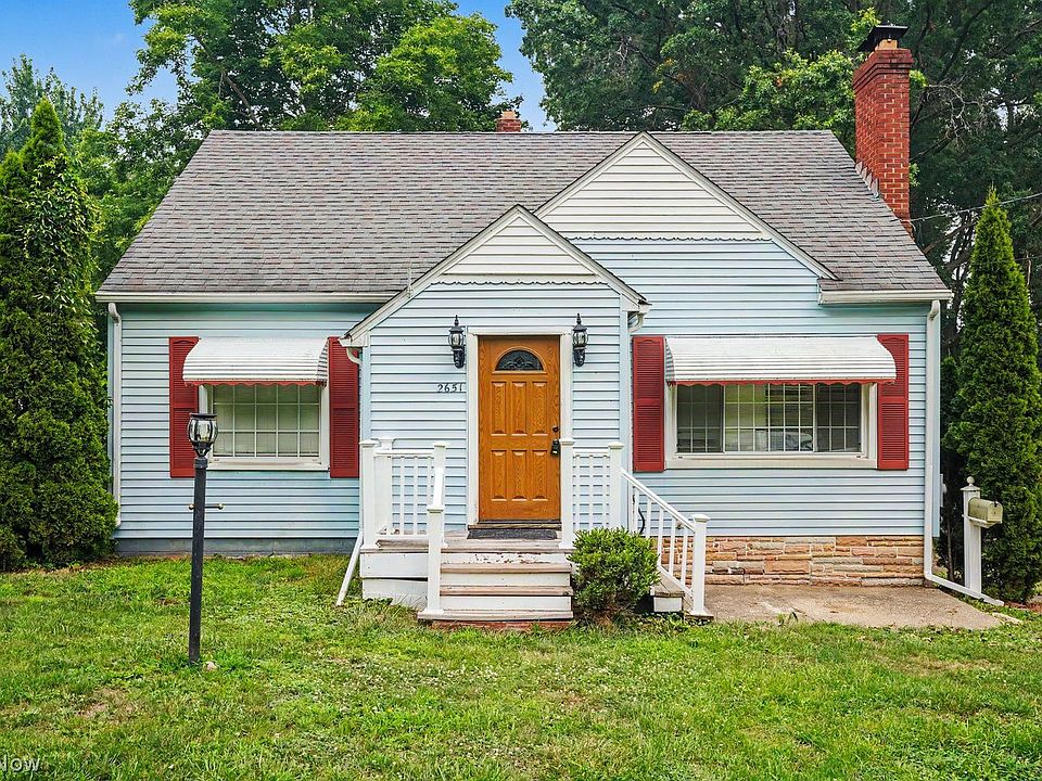 1st image of 2651 Robindale Ave