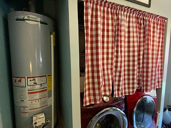 5th image of 630 Camp St