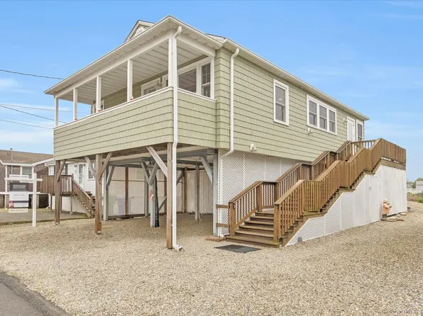 8 Tarpon Avenue, Westbrook, CT 06498