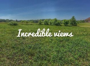 1609 Whispering Ridge Dr, Johnsburg, IL 60051