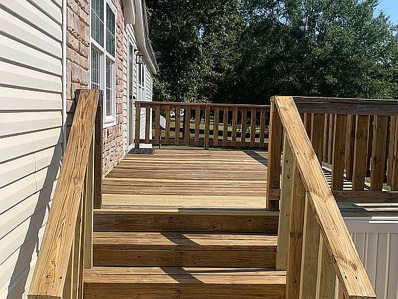 5th image of 8742 Pinehaven Dr