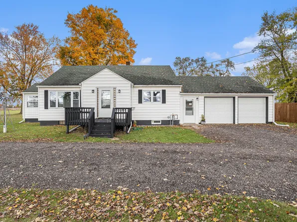 688 W Chicago Rd, Bronson, MI 49028
