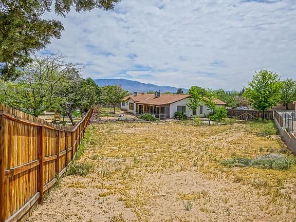 20170424215652817119000000-o