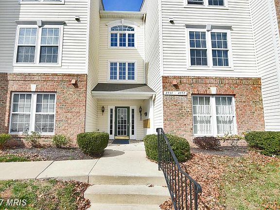 2nd image of 4951 Marchwood Ct #4J