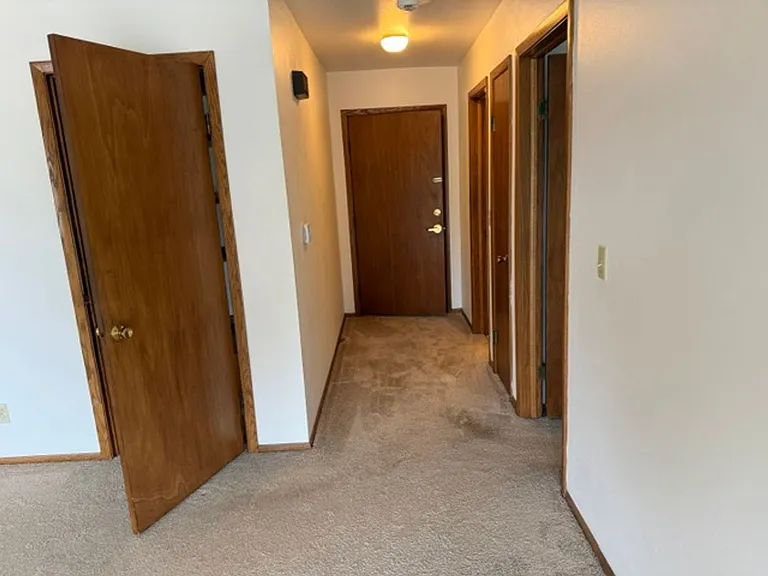 1709 Jefferson St — Photo 32