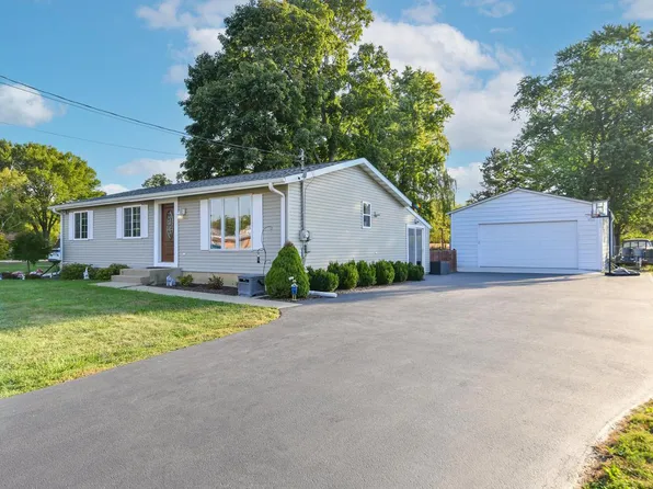 9221 29th AVENUE, Kenosha, WI 53143