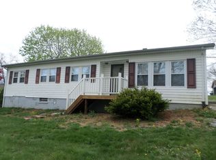 465 Underwood St, Christiansburg, VA 24073