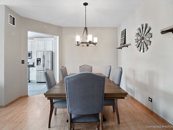 4th image of 24301 Hemlock Dr