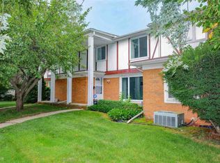 32904 Barclay Sq, Warren, MI 48093