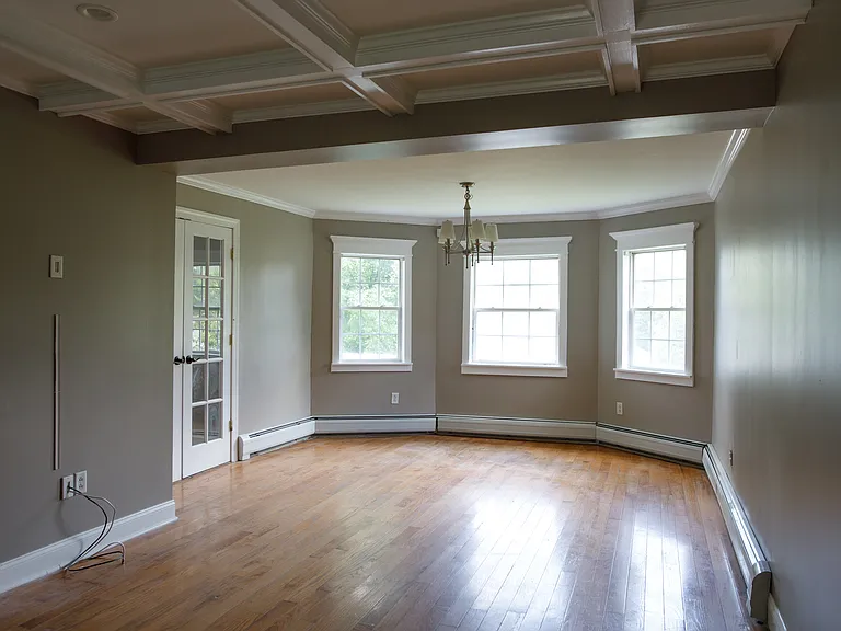 181 Belvidere Ave — Photo 20