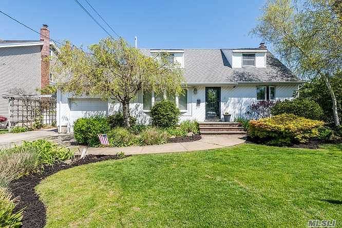 1st image of 5 Prade Ln