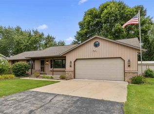N229 Randys Ln, Appleton, WI 54915
