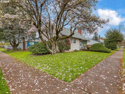 10805 NE Hancock St, Portland, OR, 97220
