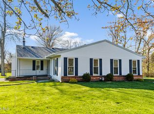 7415 Salisbury Rd, Maumee, OH 43537