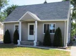 44096 Utica Rd #1, Utica, MI 48317