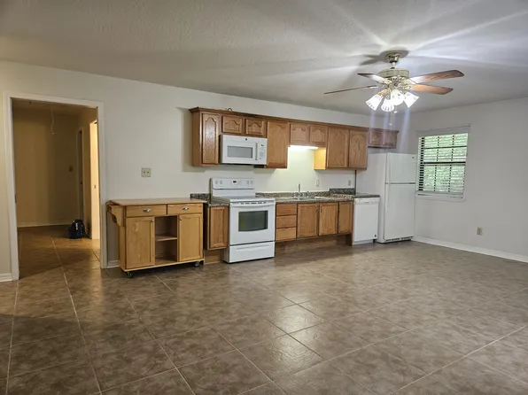 (undisclosed Address), Ocean Springs, MS 39564