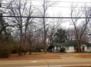 160 E Poplar Ave, Collierville, TN 38017