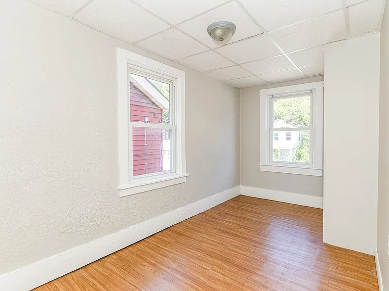 148-50 W Midland Ave — Photo 7