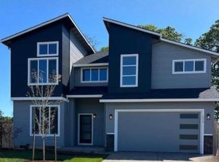 237 NW Newcastle St, Dallas, OR 97338