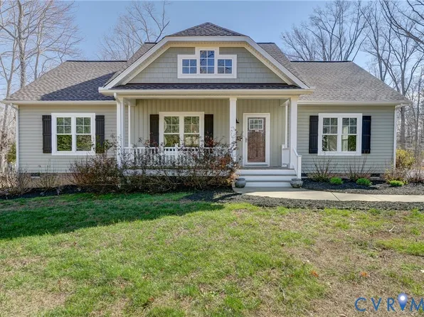 2112 Wood Flower Rd, Powhatan, VA 23139