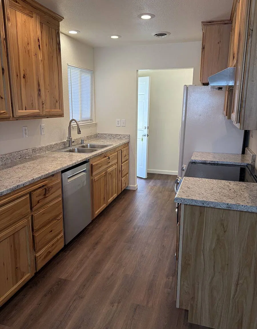 2451 Venus Way in Redding, CA 96002 — Photo 3