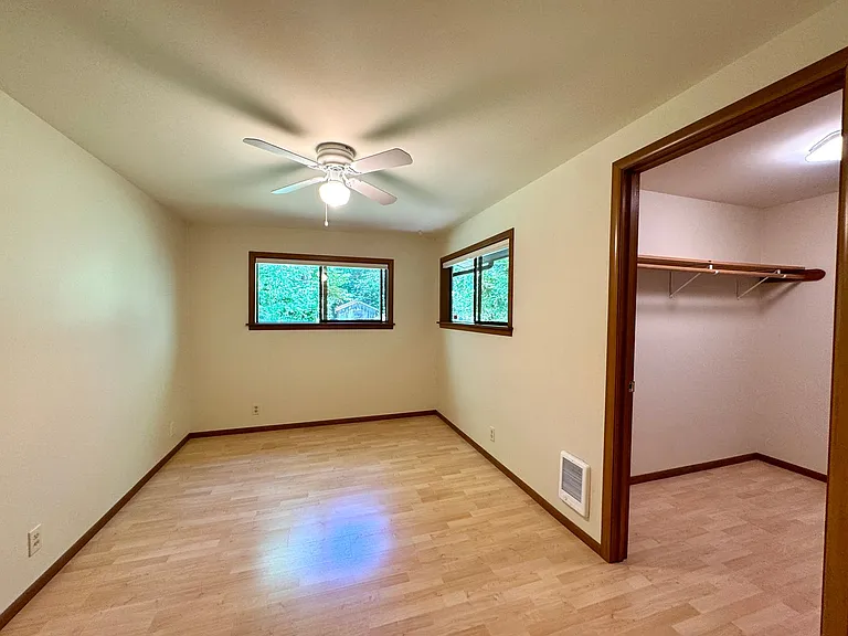 13807 Silven Ave NE #A — Photo 15