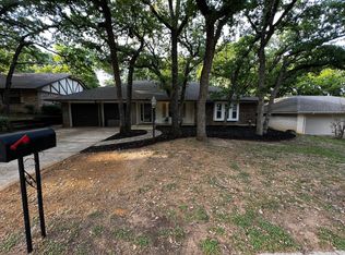 4509 Valleycrest Dr, Arlington, TX 76013