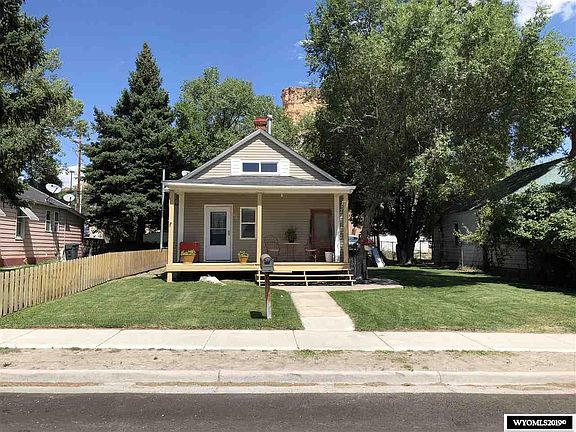 2nd image of 356 W Railroad Ave