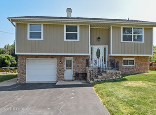 42535 N Forest Ln, Antioch, IL