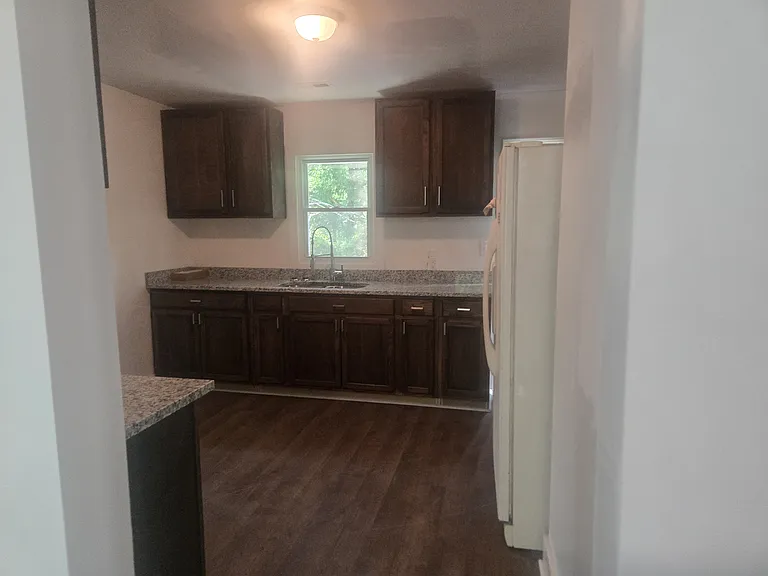 617 Gurley St — Photo 31