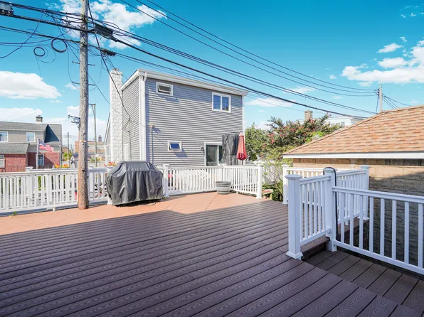 53 Dictum Court image 5 of 26