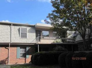 3816 Country Club Rd APT E, Winston Salem, NC 27104