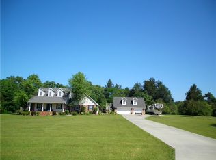 127 Schlinker Ln, Booneville, AR 72927