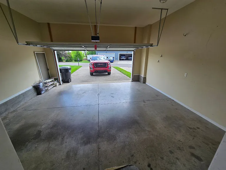 2121 Cason Ln — Photo 17