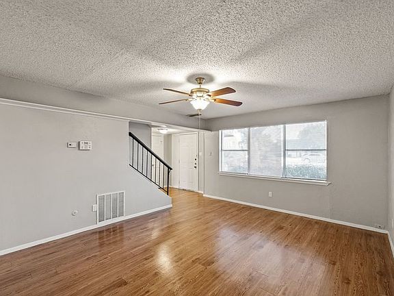 4th image of 1774 Farleigh Ct #1774F