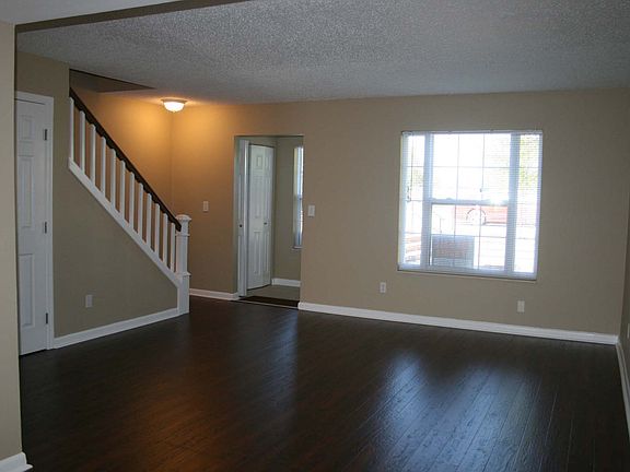 2nd image of 1708 Mercury Blvd
