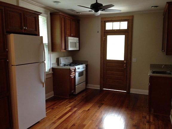 Another kitchen view