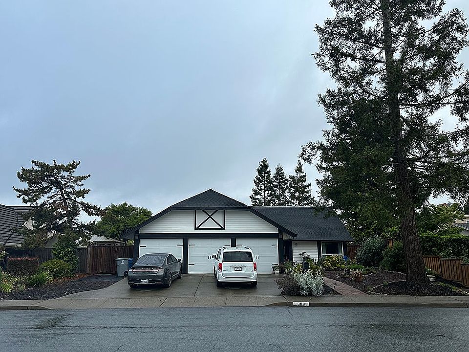 2nd image of 309 Bond Ave