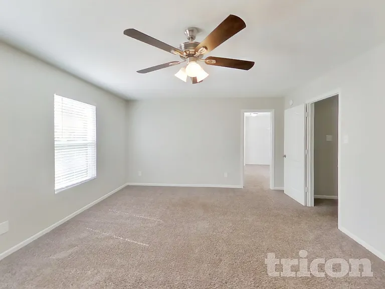 6238 Monteo Ln — Photo 7